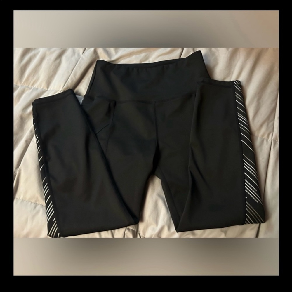 LEGEND ACTIVEWEAR BUNDLE - Picture 3 of 4